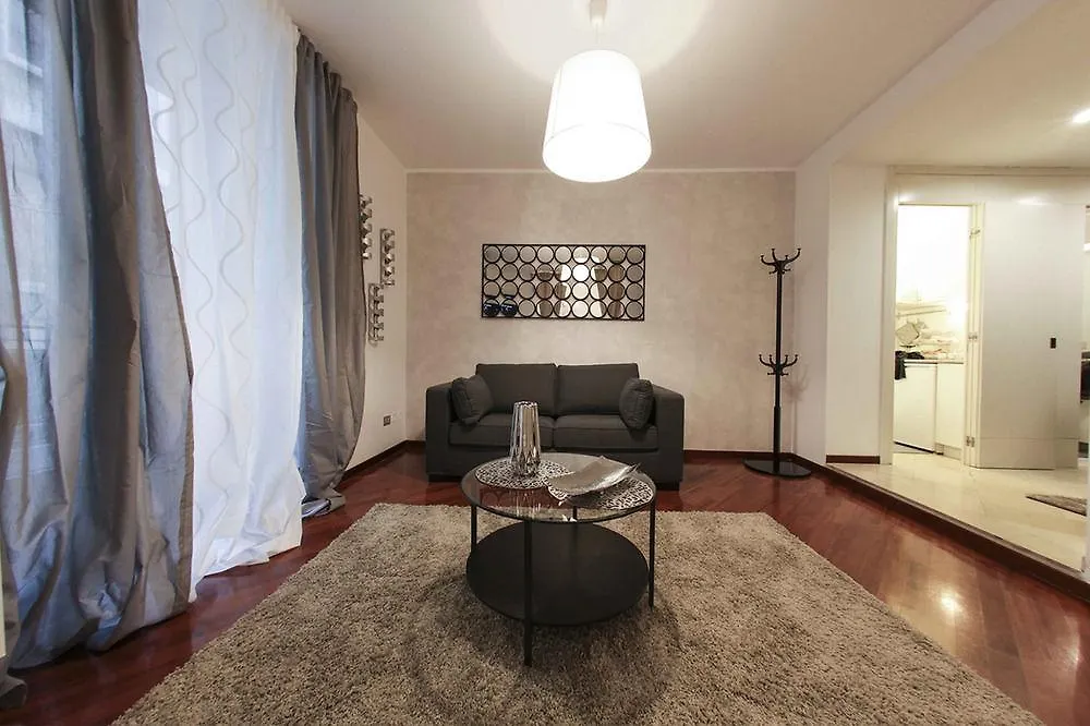 אפרטהוטל מילאנו Hemeras Boutique Asole Boutique House מלון