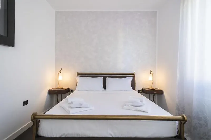 אפרטהוטל מילאנו Hemeras Boutique Asole Boutique House איטליה