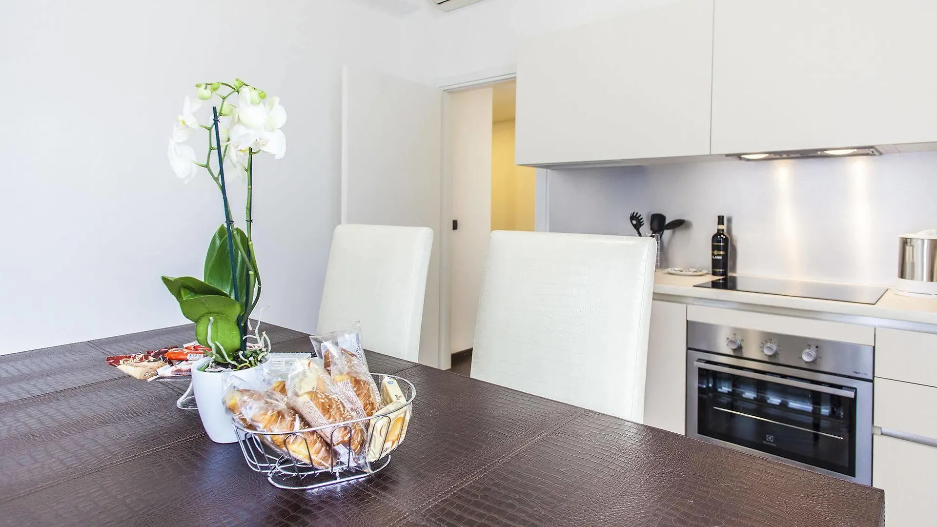 אפרטהוטל מילאנו Hemeras Boutique Asole Boutique House איטליה